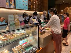 -星巴克臻选(北京颐堤港中心第二店)