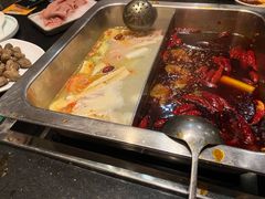 -百年川椒重庆老火锅(光谷店)