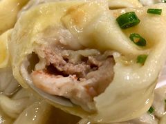 纯鲜肉虾仁大馄饨-潘国仙耳光馄饨(黄家阙路店)