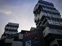-资和信百货商场