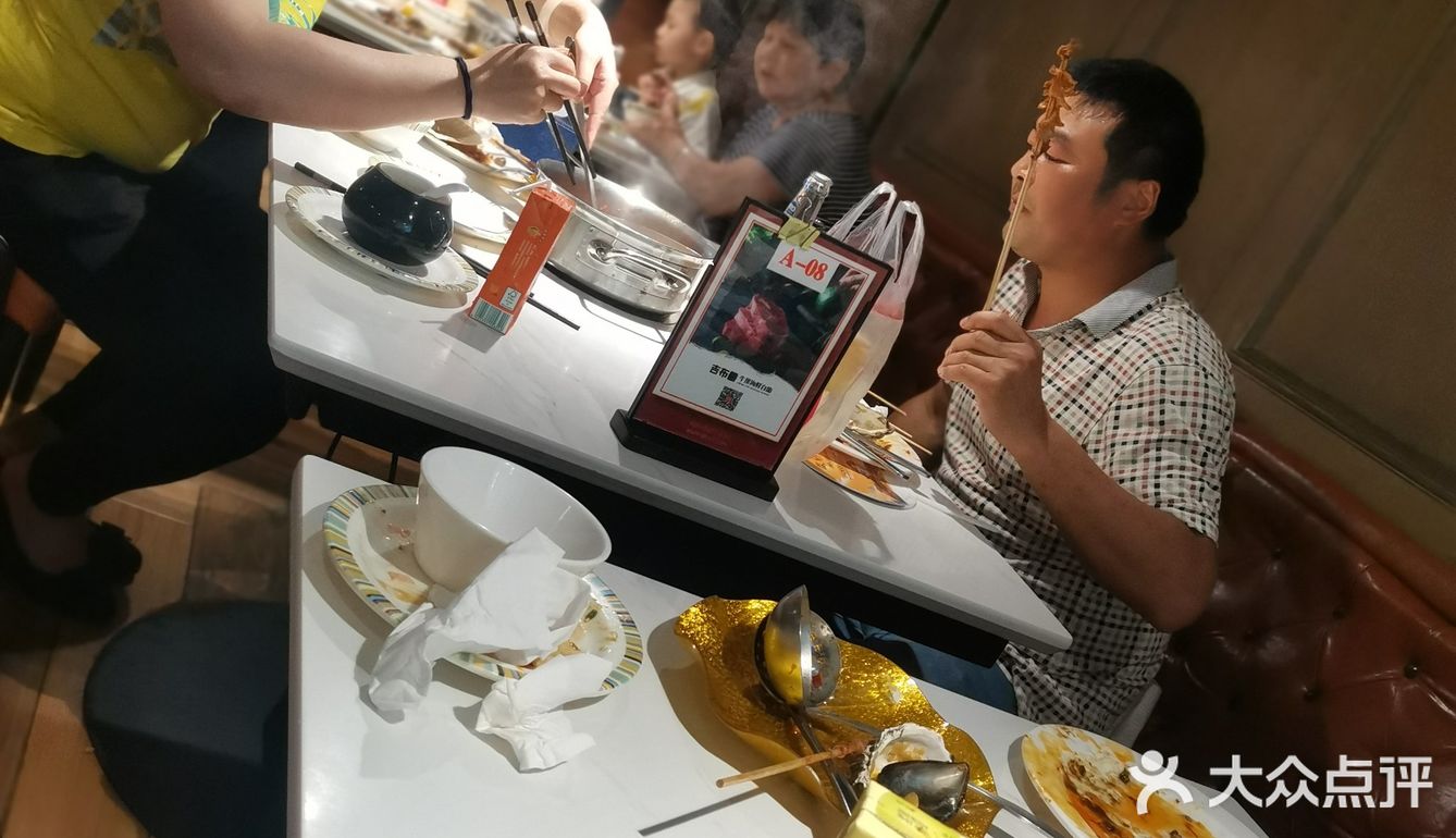 全家聚餐啦～