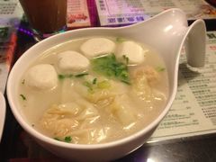 鱼蛋河粉-翠华餐厅