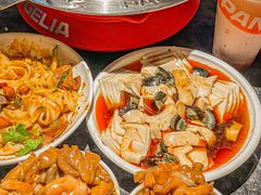 -胖哥俩肉蟹煲(长沙高铁吾悦广场店)