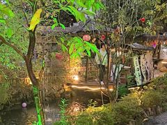 -花溪雨·森林餐厅(石基店)