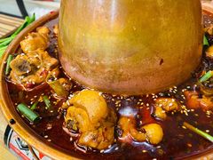 招牌鸡火锅-友情岁月·火锅鸡