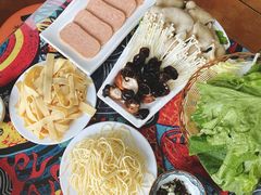 -弘烨 贵州酸汤 鱼火锅(东财店)