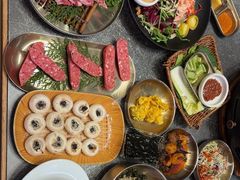-草家酱蟹炭火烤肉店(珲春南路二店)
