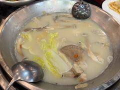 -老来福·非遗酸汤兔(凯旋路店)