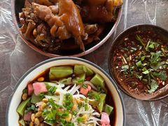 -王万妈卤猪脚(青岩交通路)