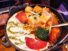 芝士奶盖锅-东北烧烤·烤羊腿(天虹店)