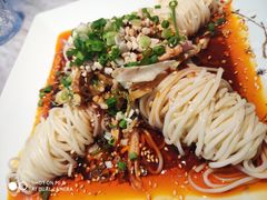 剁椒鱼头-云梦庭·剁椒鱼头(银泰中心in99店)