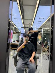 点击看大图 -藤野造型烫发染发