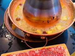 -贵府酸汤牛肉火锅·贵州老字号(飞山街店)