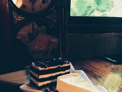 -斯多格书乡(北京大学畅春园店)