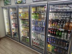 -全家便利店(莲花池东路店)