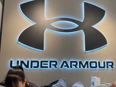 -UNDER ARMOUR(八达岭奥莱店)