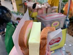 -詹爷爷乌节路街头冰淇淋
