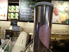 轻甜香草风味奶油冷萃冰咖啡-星巴克(北京南站第二店)