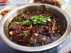 红汤三角峰-稻香村鱼庄