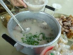 -洲心明记烧肉大粥(总店)
