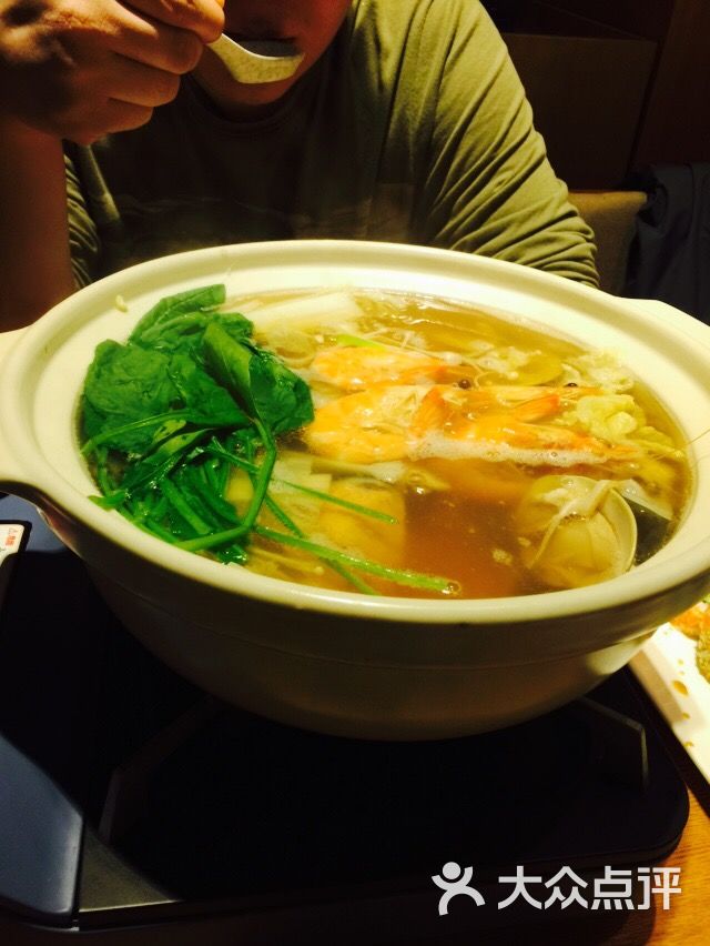 六条通图片 - 第1张