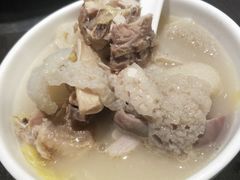 -煲王粤菜餐厅(中侨中心店)