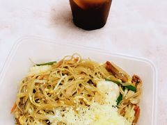 -新大咀港式茶餐厅(宝山万达店)