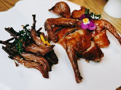 脆皮乳鸽拼鸭舌-莲·中餐厅(成都首座万豪酒店)
