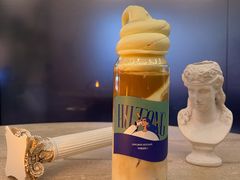 冰淇淋拿铁-玲婧胡同·生日蛋糕·餐厅(嘉里城店)