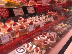 -巴黎贝甜(大宁国际商业广场店)