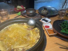 -一朵菌·野生菌探索家火锅(南亚店)