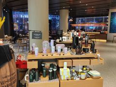 -星巴克臻选(上海合生汇1F店)