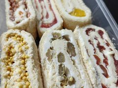 鲜奶卷-诺敏塔拉奶茶-布里亚特包子-手把肉(锦都会店)