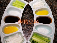 -真地道京味府·鲜橙烤鸭·北京菜(朝外大街东大桥店)