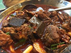 -临江餐馆二楼美食部落