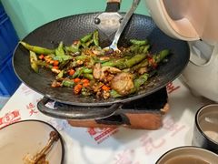 -堂瓦里·33年传统赣菜(第一街区店)