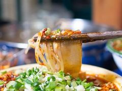 冒川粉-马路边边老成都串串香(星耀城店)