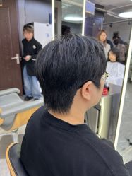 -藤野造型烫发染发