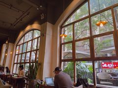 靠窗位-VESH COFFEE(定西路店)