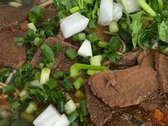 -牛师傅牛肉面(尚隆路店)