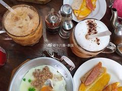 -邢泰记
