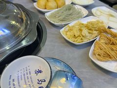 -光头药膳鸡(莱茵小镇店)
