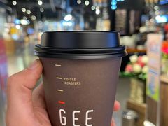 燕麦抹茶拿铁-Gee Coffee Roasters(万象天地店)