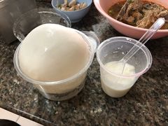 椰子汁-马里奥明星猪脚饭