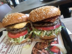 -The Habit Burger Grill 哈比特汉堡(复兴soho店)