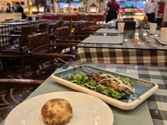 -丝路天山酒店(国际大巴扎店)