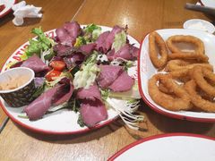 -Tube station站点比萨(王府井百货店)