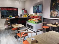 -极有家小鱼小鸡石锅煲(佳兆业店)