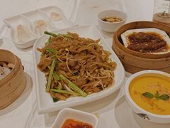 干炒牛河-粤珍轩.创始店.始于2001(含光门店)