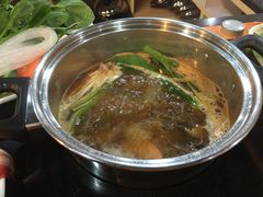 -呷哺呷哺(普陀乐购真北店)